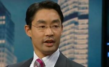 Министр экономики Германии сделал антикризисный прогноз на 2012 год