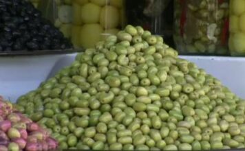 Федеральная служба по делам потребителей предостерегает от употребления оливок с миндалем