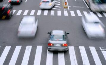 Названы самые загруженные города Европы и Северной Америки