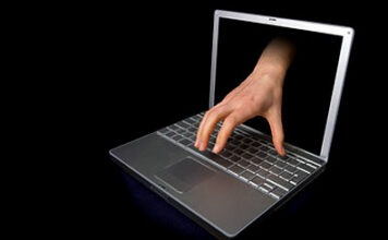 Китайские хакеры атакуют немецкие компьютеры Фото: © Tyler Olson - Fotolia