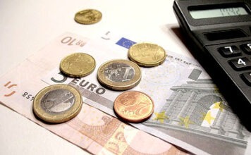 Кипру нужно больше денег Фото: © matttilda - Fotolia