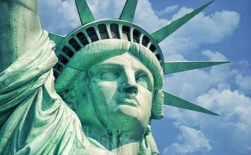 Для граждан Германии упростится въезд в США