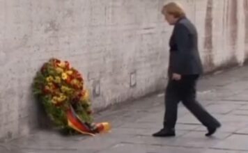 Меркель скорбит в Дахау