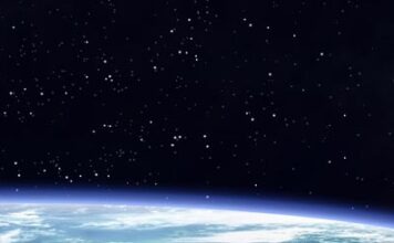 Луна мешает видеть падение метеоритов над Германией