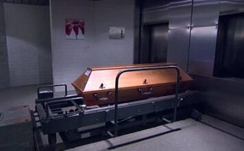 Сотрудник крематория продавал золотые зубы мертвых