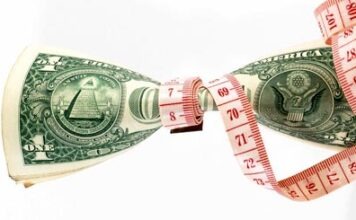 Евро «догоняет» доллар