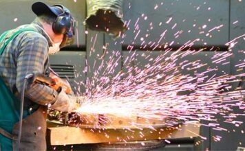 Данные по промышленным заказам в Германии превысили прогнозы