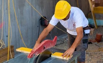 В Германии 300 тысяч беженцев будут работать в этом году нелегально – прогноз экономистов