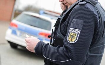 Полиция проконтролировала без причины почти три миллиона человек