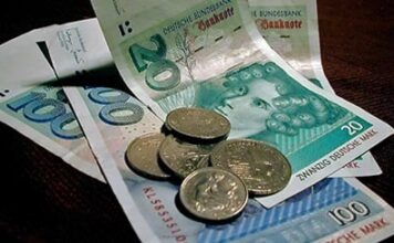 Жители Германии хранят миллиарды дойчмарок