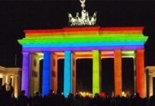 Германия выплатит компенсации геям