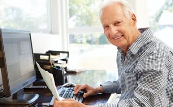 Количество работающих пенсионеров за десять лет удвоилось