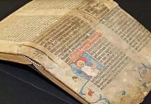 Обнаружен фрагмент из драгоценной Библии Гутенберга