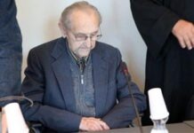 Врача Освенцима освободили от суда