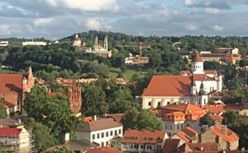 Названы самые счастливые города Европы