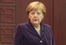 Меркель приглашает со среды следующей недели на „ямайские“ переговоры