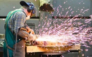 Эксперт: Германия рискует столкнуться с нехваткой сырья