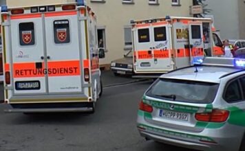 В Дортмунде школьный автобус въехал в стену: пострадали 19 детей