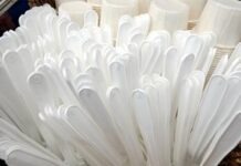 10 видов одноразовых пластиковых изделий перестанут продаваться в ЕС