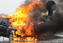 Гражданин Германии сгорел в автомобиле Tesla