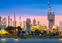 BASF допустил утечку 1 400 литров мочевины в Рейн