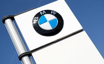 BMW сохраняет лидерство в премиум-сегменте