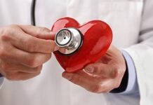 Врач-кардиолог разъяснил, как влияют на работу сердца кофе и алкоголь