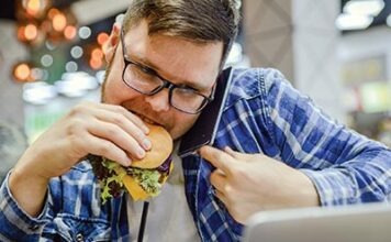 Жители Германии стали чаще заказывать доставку еды