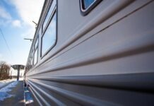 Во многих местах Германии от Северного Рейна-Вестфалии до Бранденбурга остановились поезда