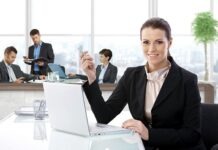 Доля женщин в советах директоров средних компаний немного увеличилась