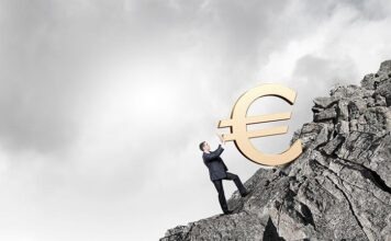 Альтмайер: в 2022 году экономика выйдет на докризисный уровень
