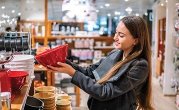 Жители Германии снова охотно ходят на шопинг