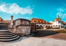 Бад-Наухайм открыл статую Элвиса Пресли