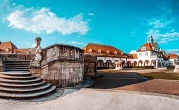 Бад-Наухайм открыл статую Элвиса Пресли