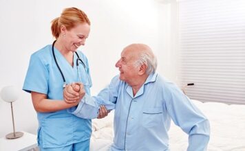 Кабинет министров утвердил «коронавирусный» бонус для персонала в сфере медицинского ухода