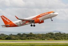 Easyjet отменяет сотни рейсов из-за вспышки заражения коронавирусом у персонала