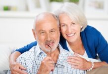 СвДП предлагает не устанавливать официальный возраст выхода на пенсию