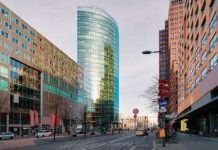 Климатические активисты провели акцию в Берлине и заблокировали Потсдамскую площадь