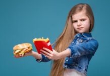 Реклама некоторых продуктов питания может быть запрещена в Германии