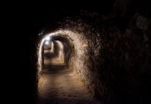 Во время строительных работ в Берлине обнаружен туннель времён ГДР