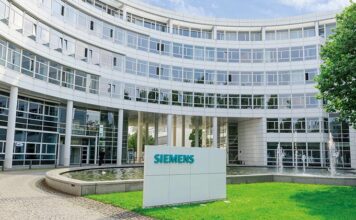 Siemens-Chef: сейчас не время открывать бизнес в Германии