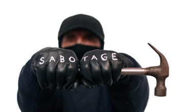 Попытка поджога подстанции в NRW: следствие проверяет «Indymedia-след» и заявление «Angry Birds»