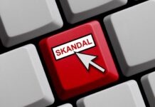 «Кен и Барби» в МИДе: сатирический текст вызвал скандал