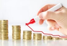 Зарплаты госслужащих вырастут: соглашение на 27 месяцев