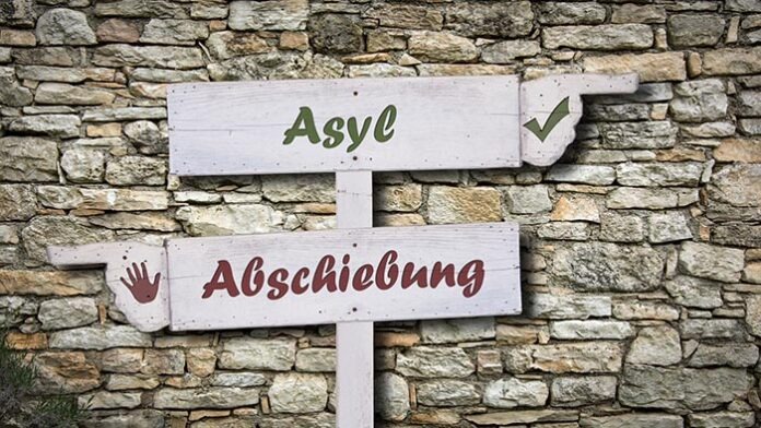 Schild 378 - Asyl