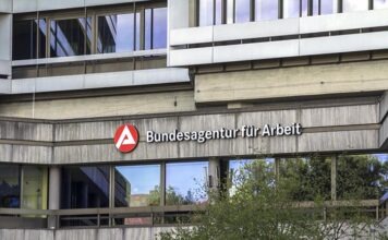 МВД предлагает допустить соискателей убежища к работе через три месяца