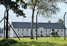 Беженцы в Баварии: миллионы – за пустующие лагеря