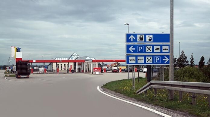 Tankstelle und Raststätte