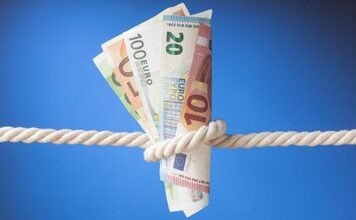 Обещанную тысячу евро могут похоронить
