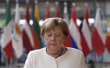 Меркель возвращается в канцелярию: портрет бывшего канцлера выставят в Берлине